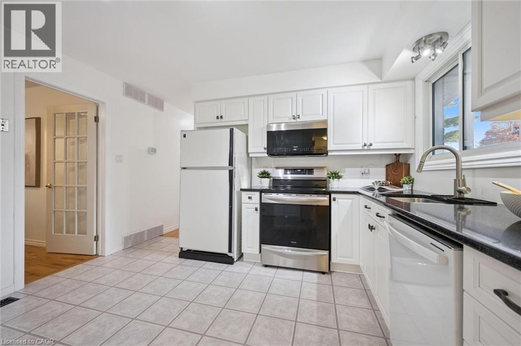 86 Lower Canada Crescent, Kitchener, Ontario  N2P 1E8 - Photo 10 - 40870344