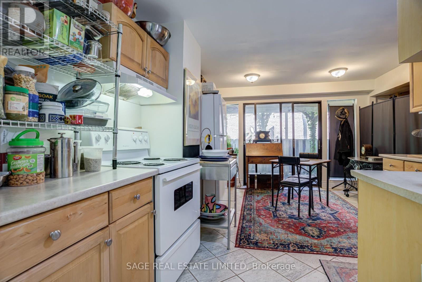 47 Jones Avenue, Toronto, Ontario  M4M 2Z7 - Photo 10 - E14110838
