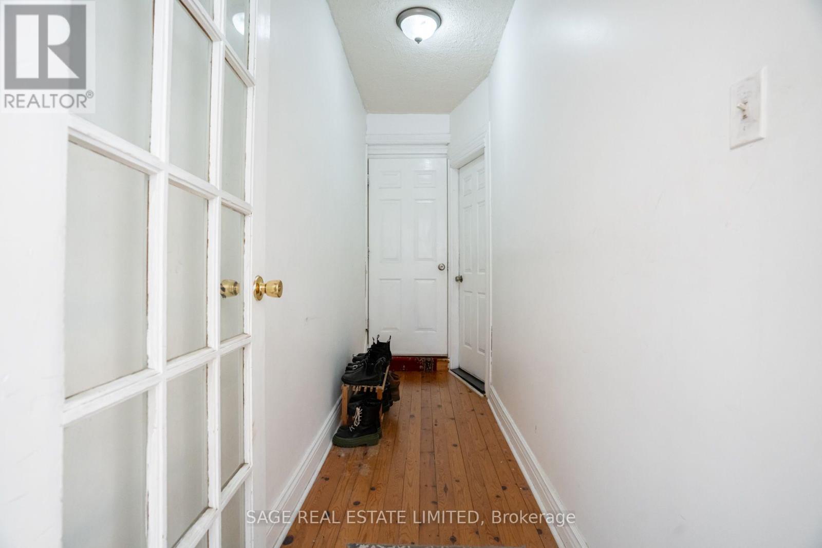 47 Jones Avenue, Toronto, Ontario  M4M 2Z7 - Photo 3 - E14110838