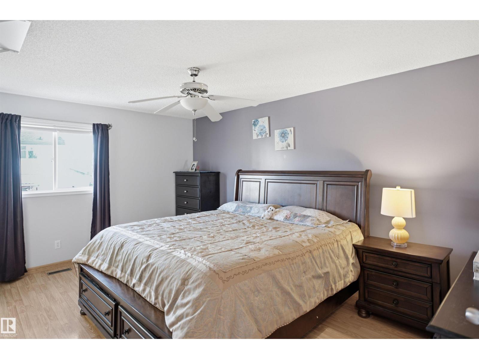 17007 90A ST NW