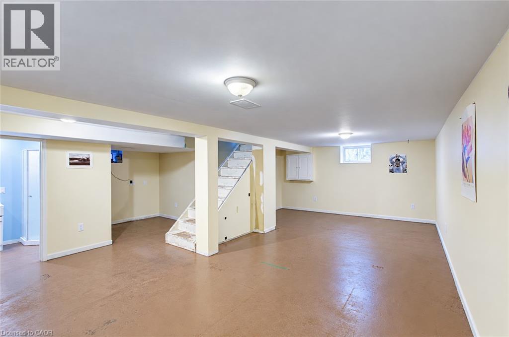 15 Dumbarton Street, Guelph, Ontario  N1E 3T4 - Photo 18 - 40870987