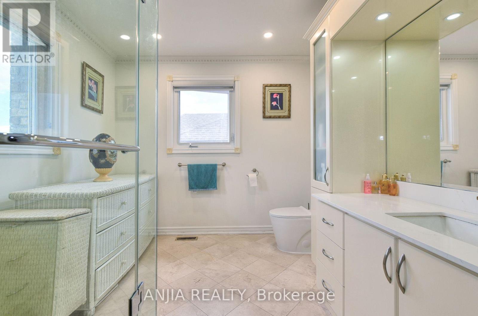 127 Tomlinson Circle, Markham, Ontario  L3R 9K4 - Photo 11 - N14110706