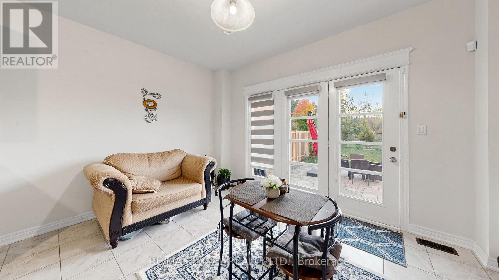 7 Sundew Lane, Richmond Hill, Ontario  L4E 1C3 - Photo 10 - N14110840
