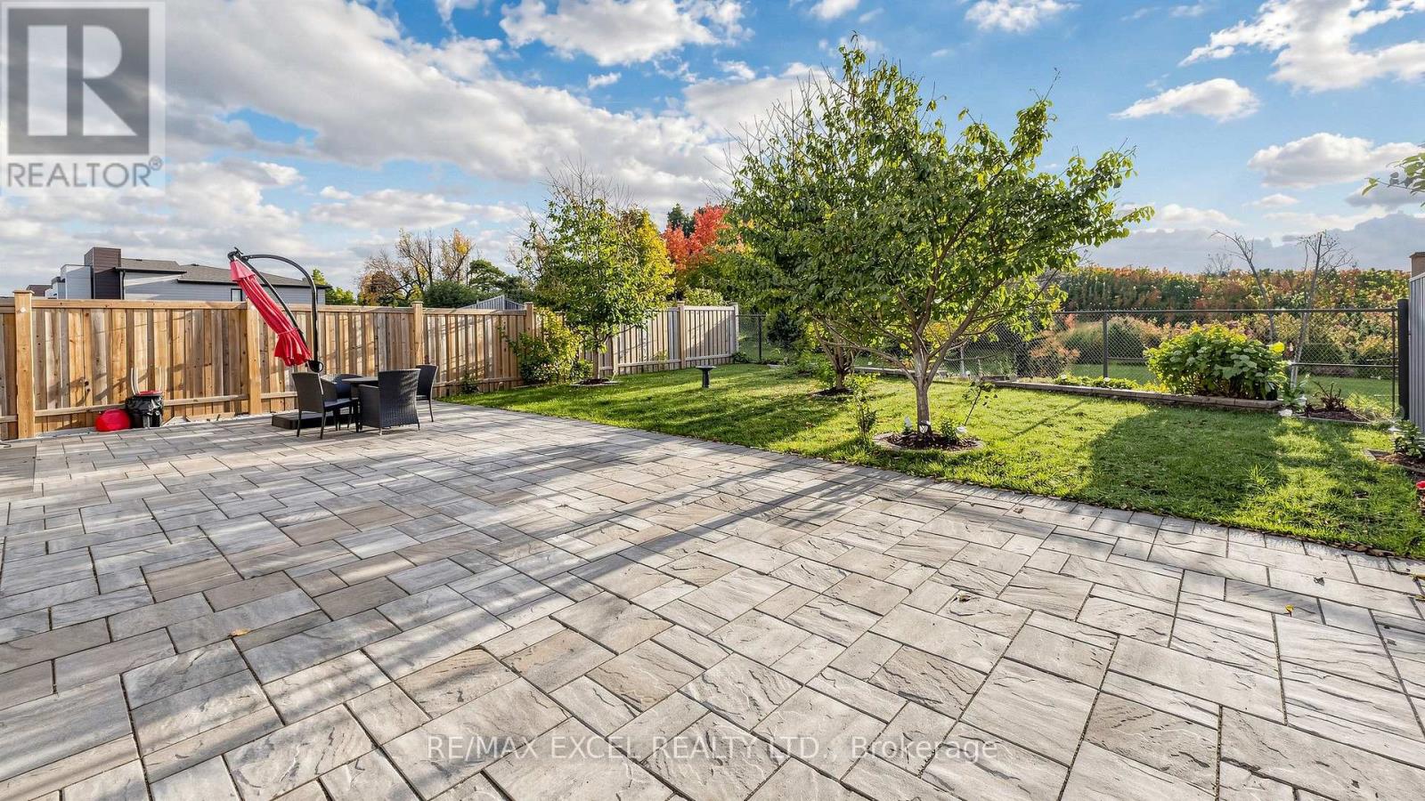 7 Sundew Lane, Richmond Hill, Ontario  L4E 1C3 - Photo 34 - N14110840