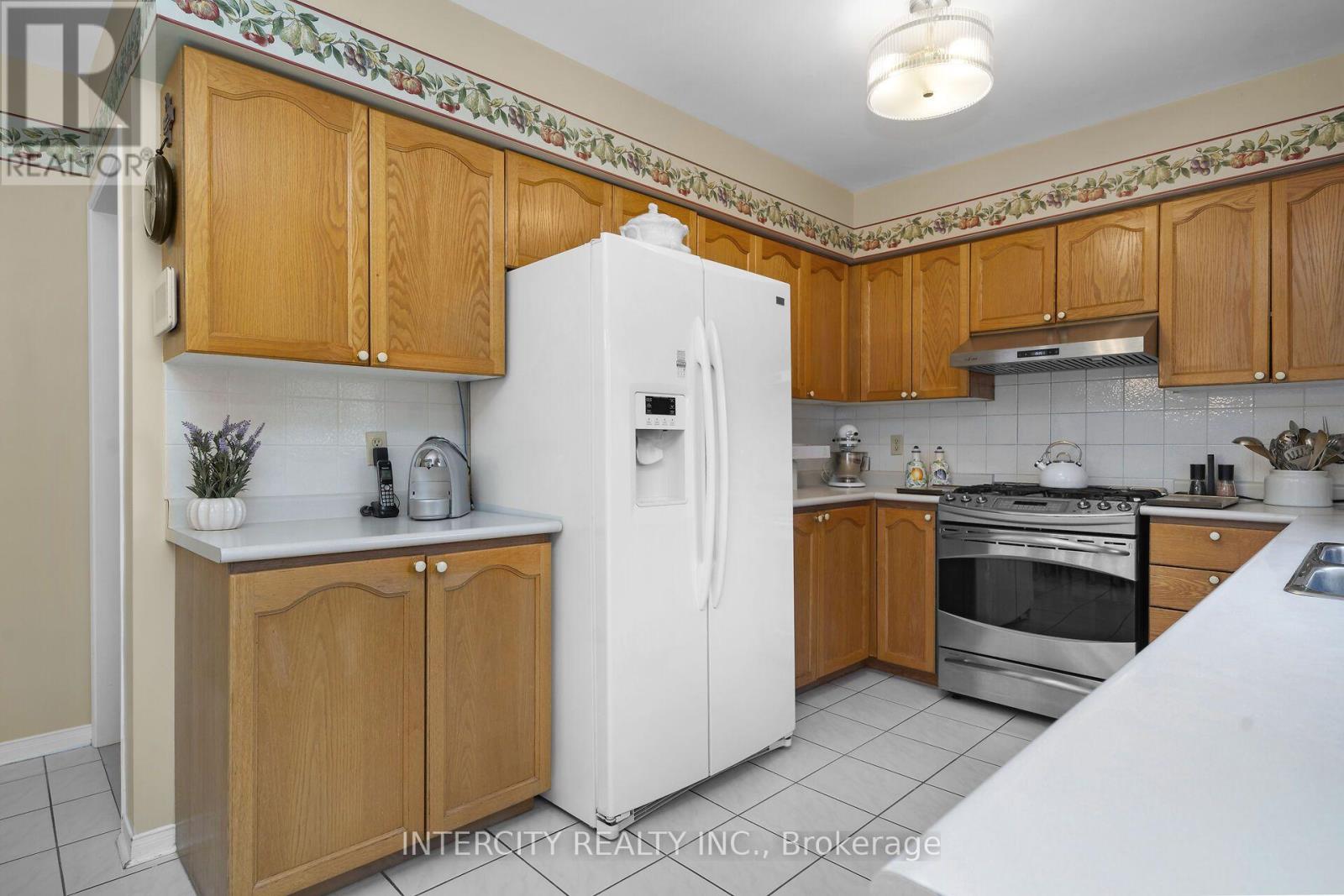 35 Avro Road, Vaughan (Maple), Ontario  L6A 1Y3 - Photo 14 - N14110856