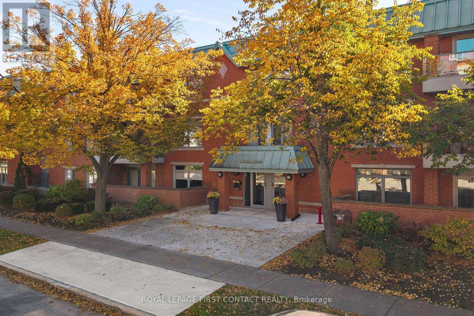 308 - 21 Kempenfelt Drive, Barrie (North Shore), Ontario  L4M 1B8 - Photo 2 - S14110668