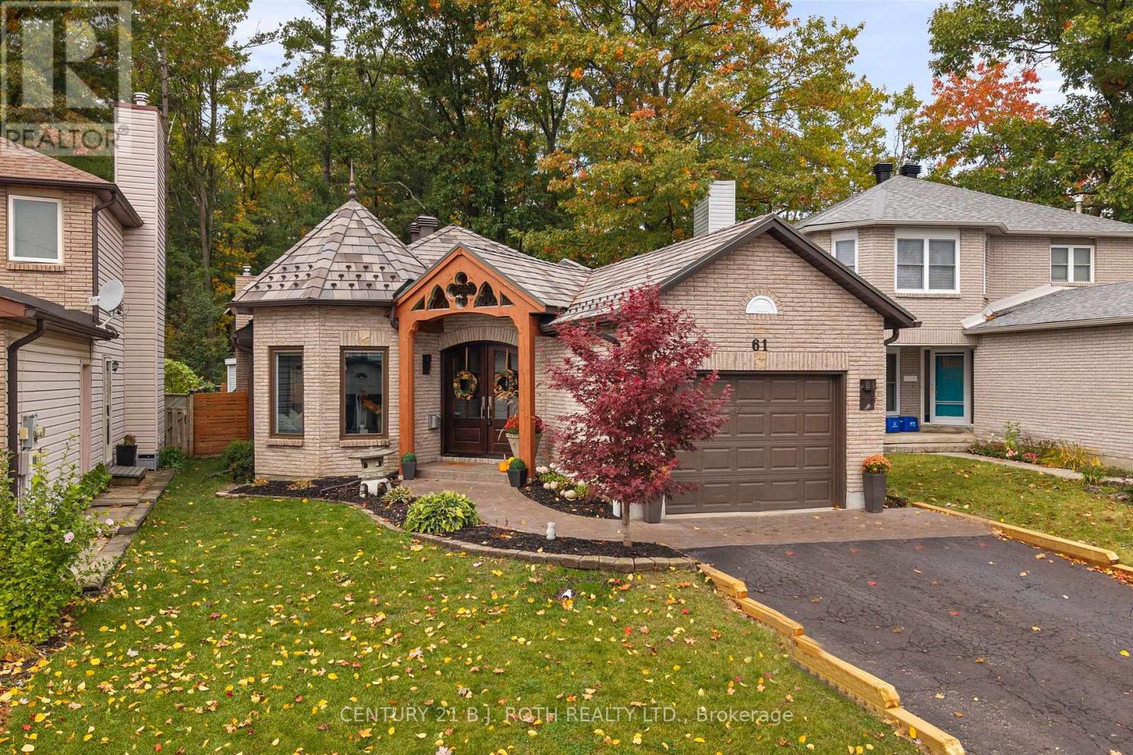 61 Orwell Crescent, Barrie (Letitia Heights), Ontario  L4N 6M6 - Photo 1 - S14110760