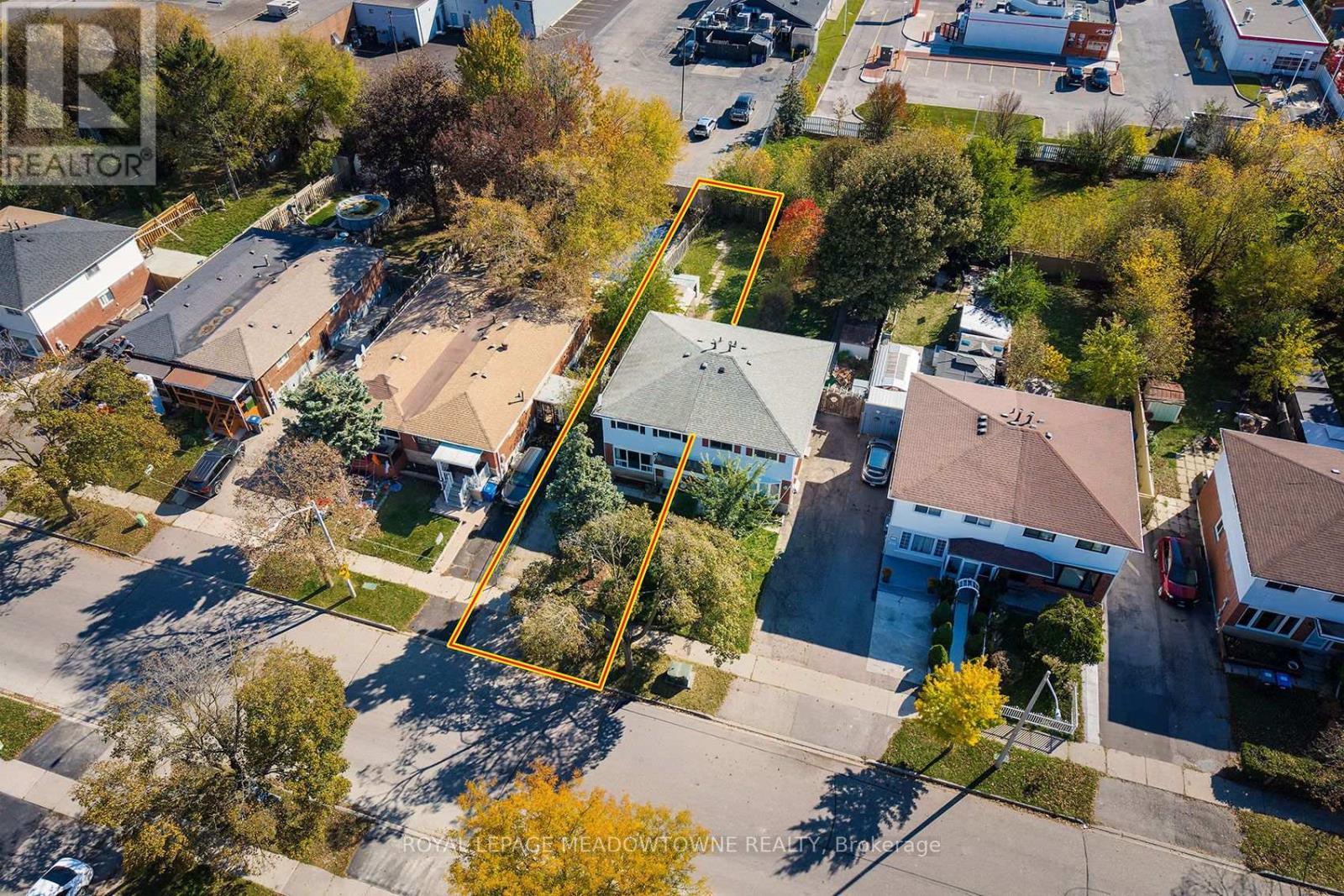 139 Archdekin Drive, Brampton, Ontario  L6V 1Y8 - Photo 4 - W14110724