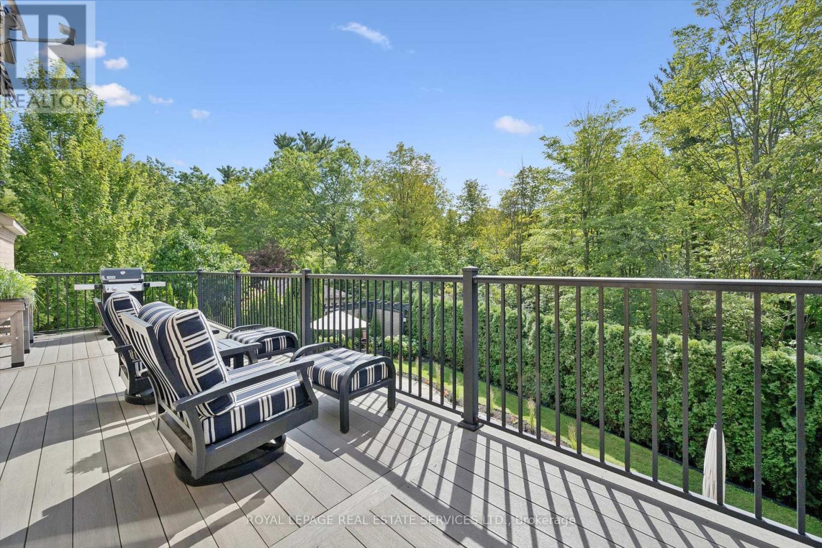1036 Valley Crest Circle, Oakville, Ontario  L6H 6W8 - Photo 12 - W14110728