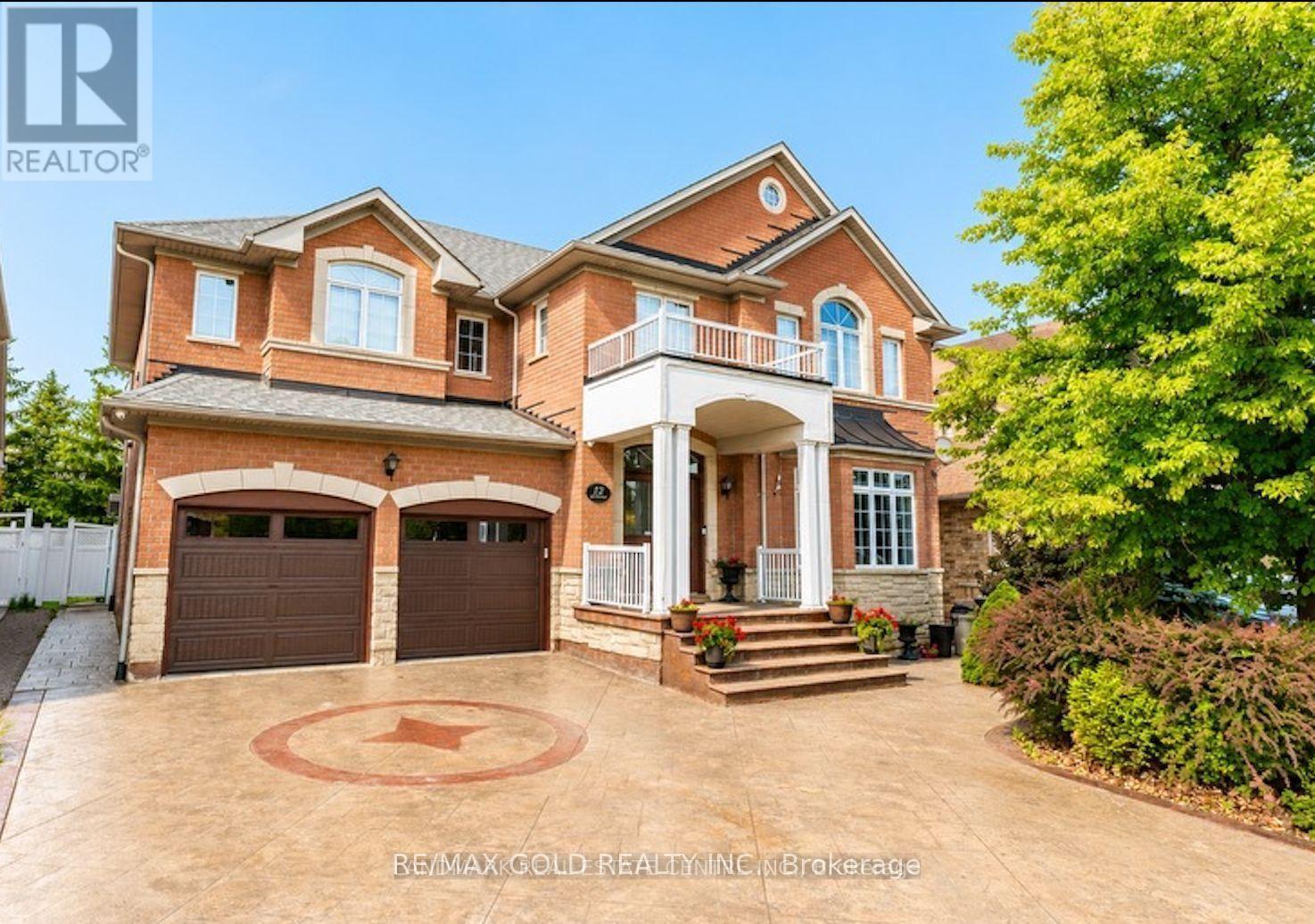 12 HIGHVALLEY CIRCLE, Brampton, Ontario