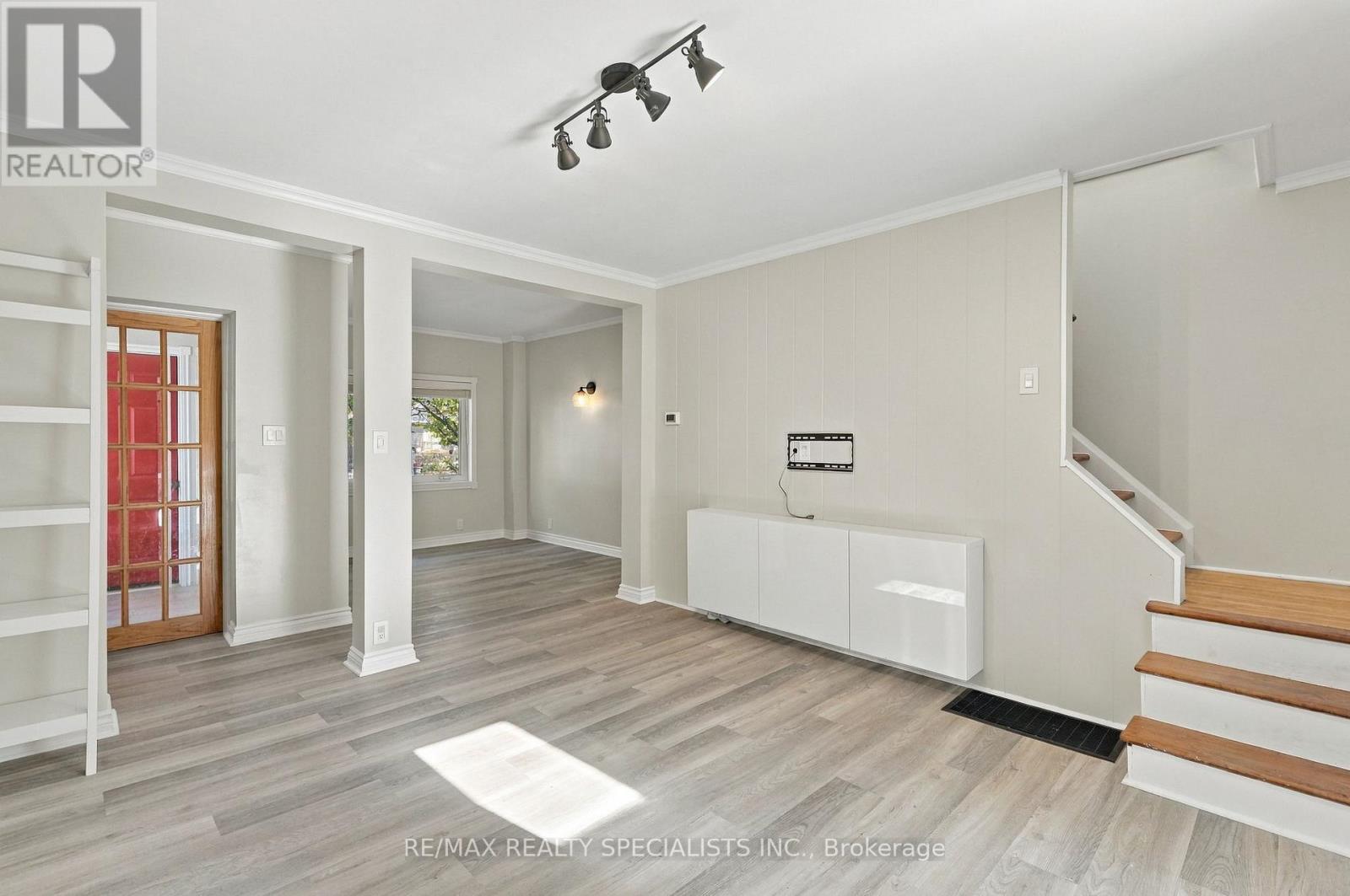 141 Lake Crescent, Toronto (Mimico), Ontario  M8V 1W2 - Photo 12 - W14110848