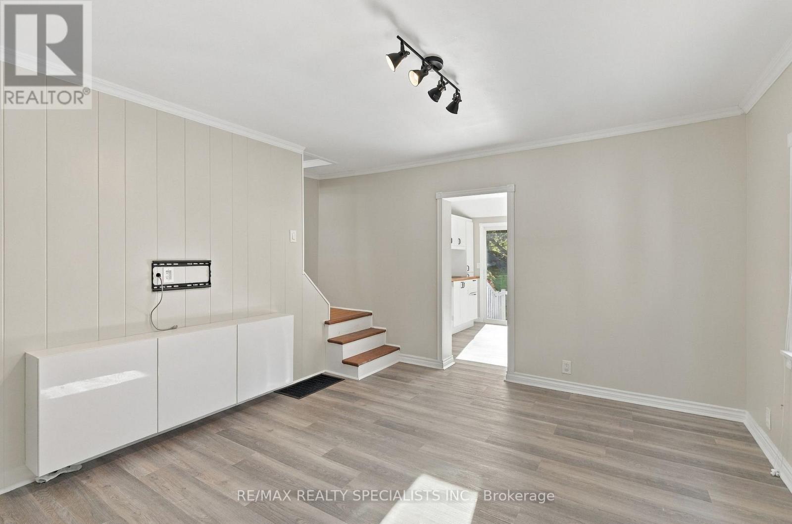 141 Lake Crescent, Toronto (Mimico), Ontario  M8V 1W2 - Photo 14 - W14110848