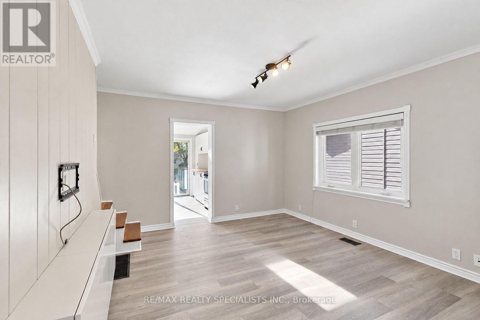 141 Lake Crescent, Toronto (Mimico), Ontario  M8V 1W2 - Photo 15 - W14110848