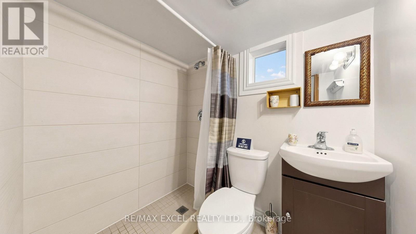 11 Hutton Avenue, Toronto, Ontario M4C 3L2 - Photo 41 - E14007726
