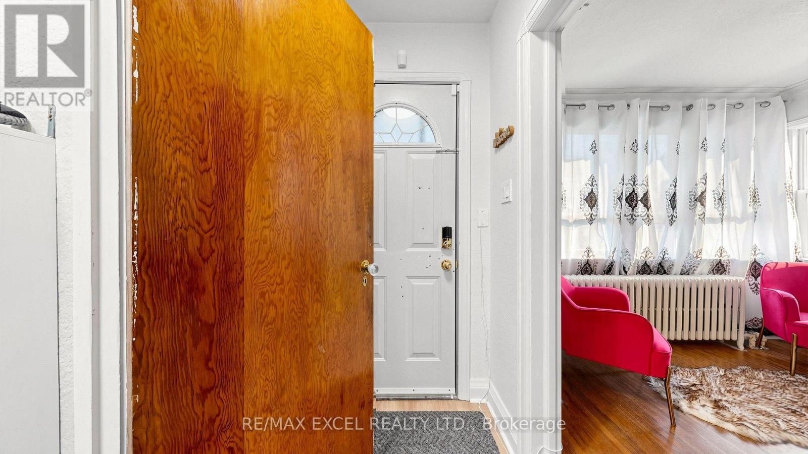 11 Hutton Avenue, Toronto, Ontario M4C 3L2 - Photo 26 - E14007726