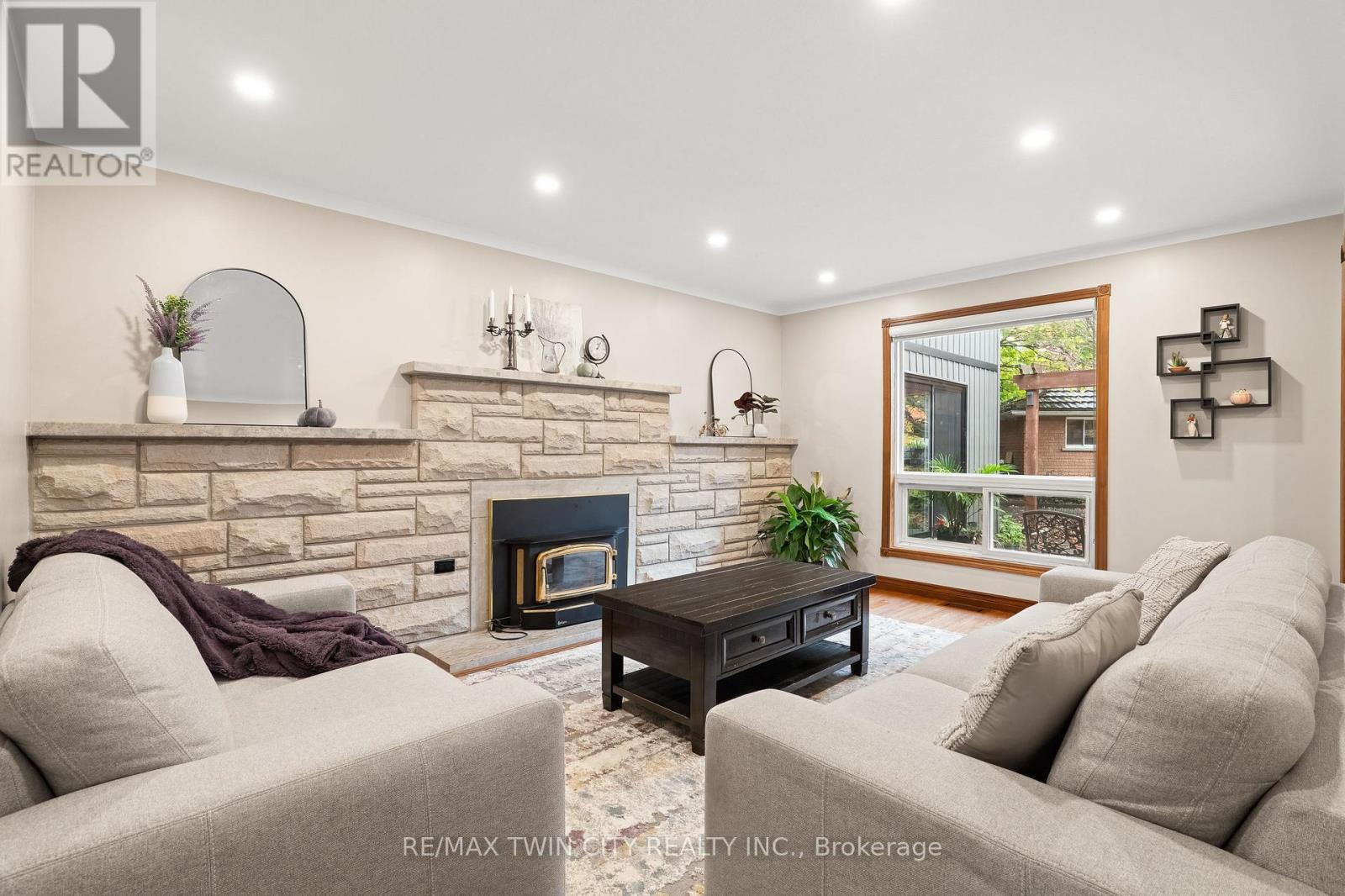 98 Wallace Drive, Cambridge, Ontario  N1T 1K8 - Photo 10 - X14110720