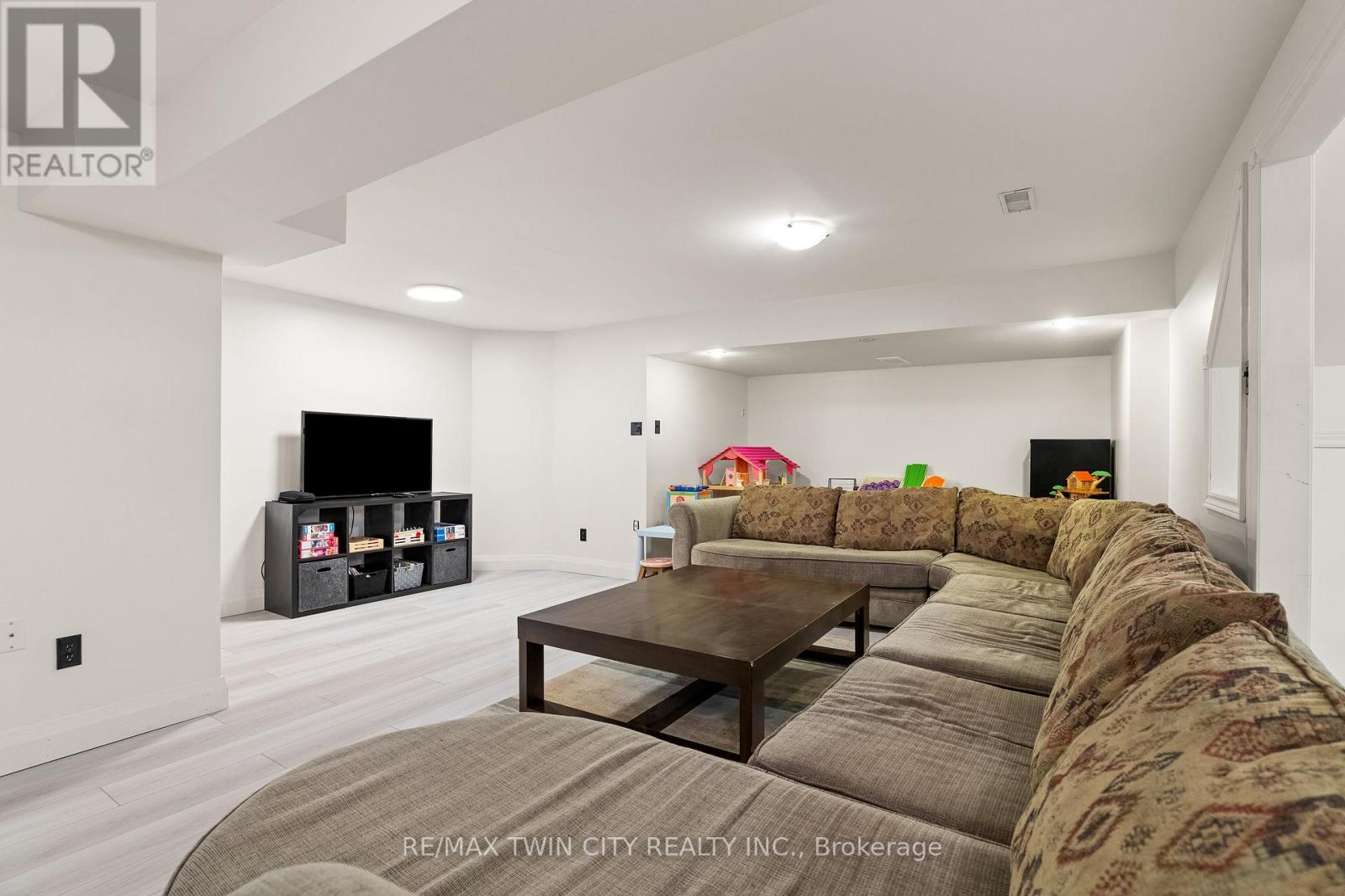 98 Wallace Drive, Cambridge, Ontario  N1T 1K8 - Photo 25 - X14110720