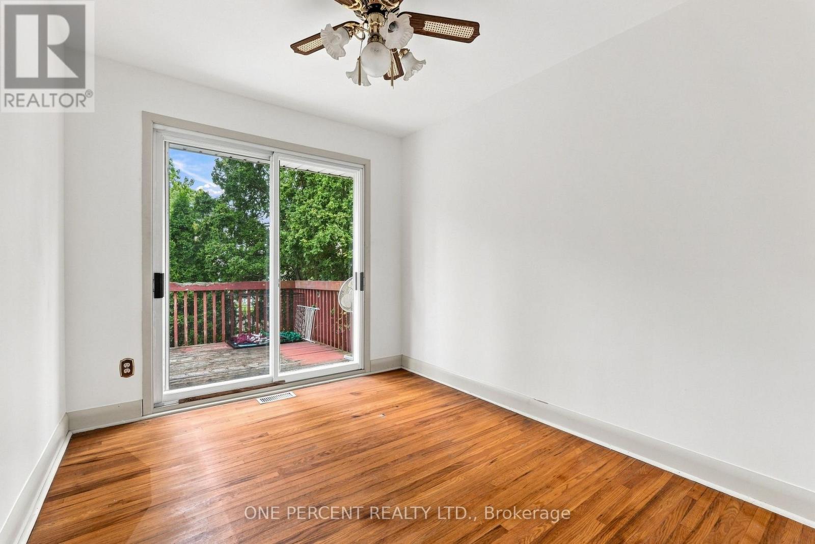 241 East 44th Street, Hamilton (Hampton Heights), Ontario  L8T 3H7 - Photo 16 - X14110738