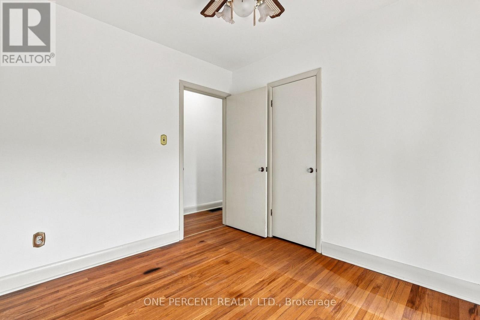 241 East 44th Street, Hamilton (Hampton Heights), Ontario  L8T 3H7 - Photo 17 - X14110738
