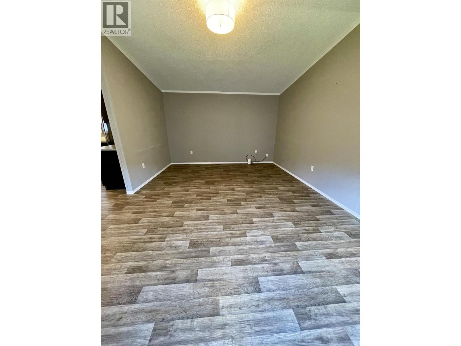 100 Aspen Drive Unit# 116, Sparwood, British Columbia  V0B 2G0 - Photo 11 - 10402836