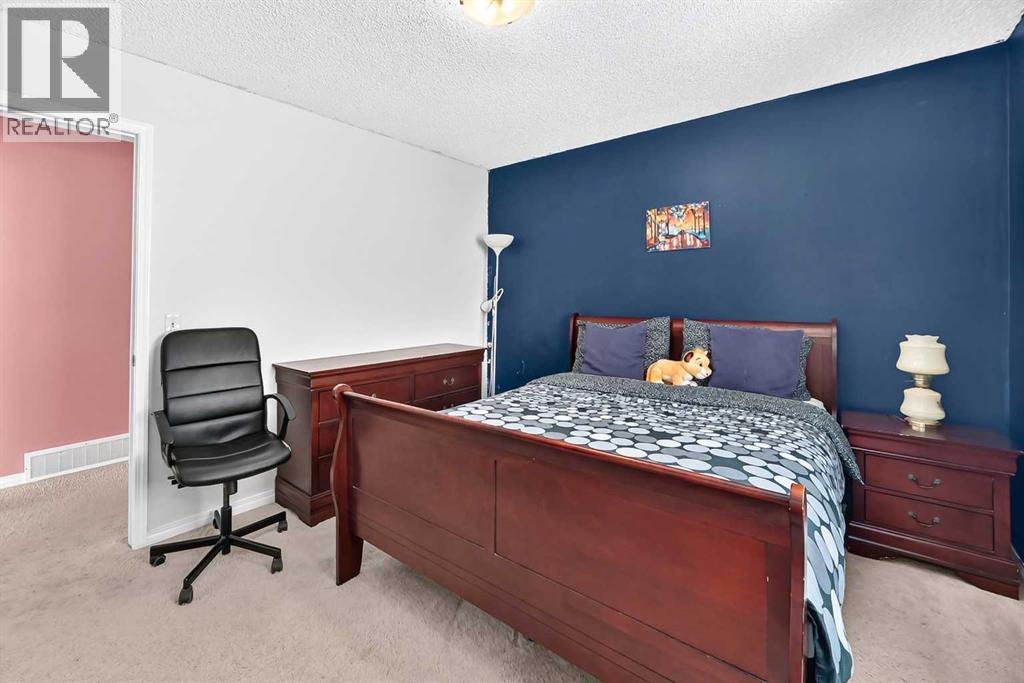 138 Windwood Grove Sw, Airdrie, Alberta  T4B 3S8 - Photo 24 - A2353499