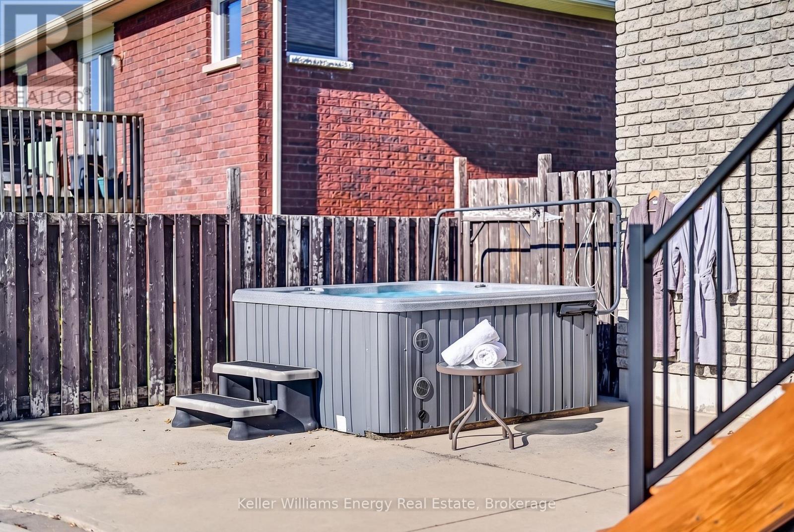 53 Lake Breeze Court, Prince Edward County, Ontario  K0K 3L0 - Photo 34 - X14110978