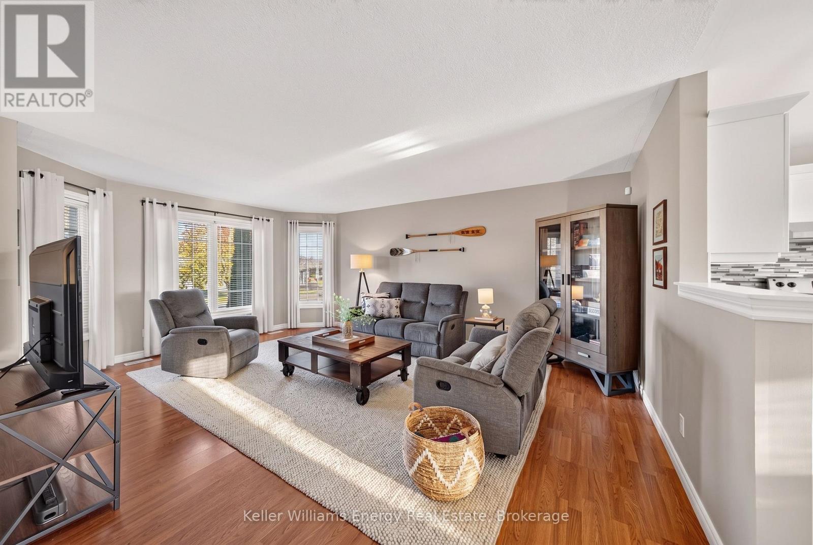 53 Lake Breeze Court, Prince Edward County, Ontario  K0K 3L0 - Photo 4 - X14110978