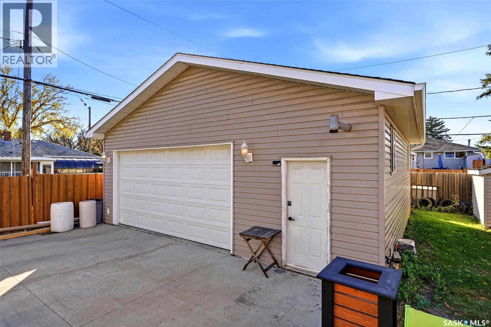 304 Halifax Street N, Regina, Saskatchewan  S4R 2W8 - Photo 36 - SK051815