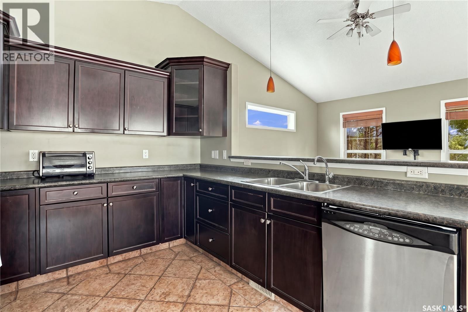 4438 Nicurity Drive, Regina, Saskatchewan  S4X 0C3 - Photo 35 - SK051802