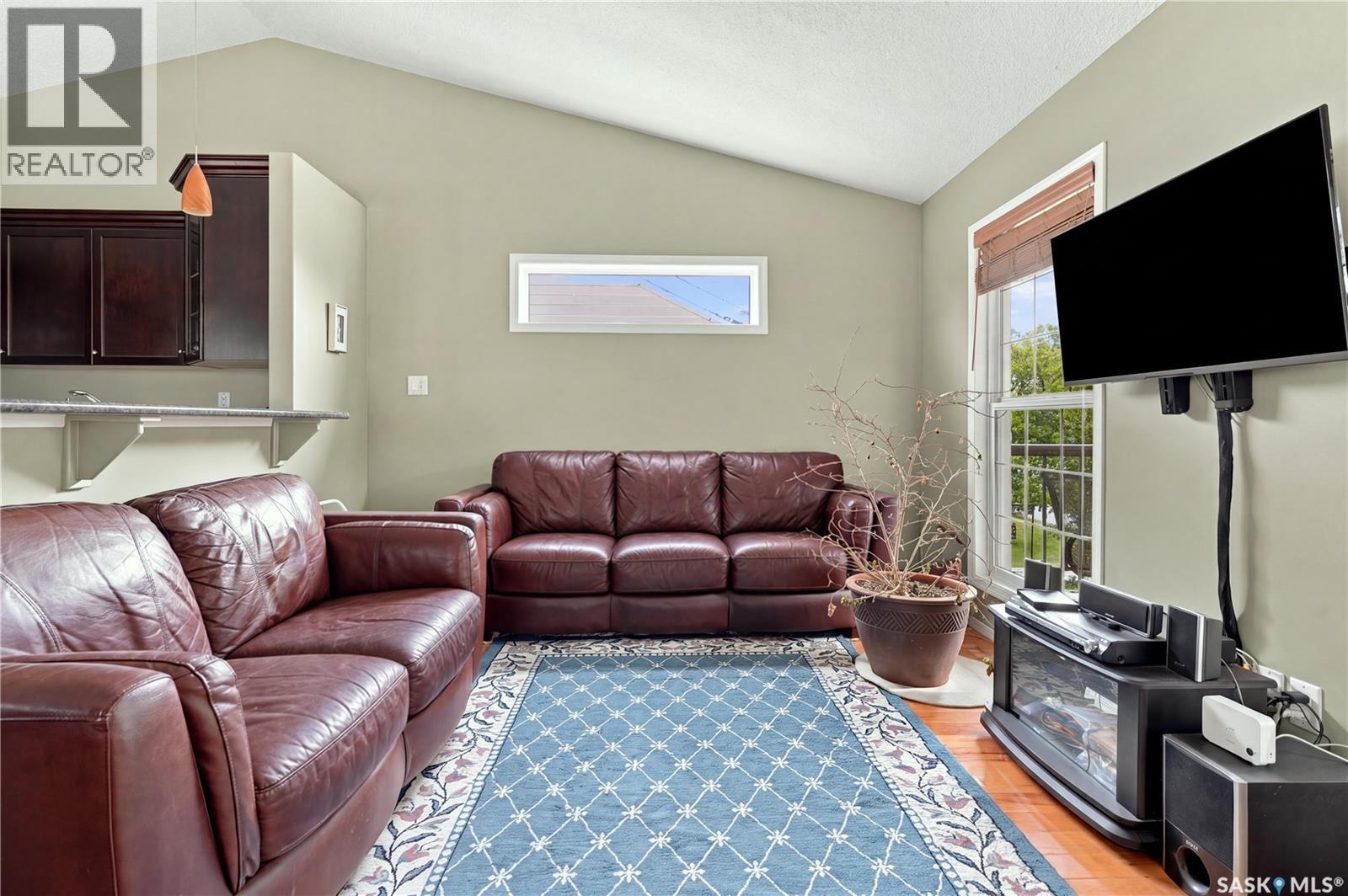 4438 Nicurity Drive, Regina, Saskatchewan  S4X 0C3 - Photo 5 - SK051802