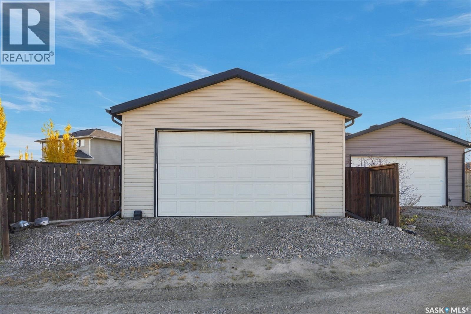 878 Cedar Terrace, Martensville, Saskatchewan  S0K 2T2 - Photo 46 - SK051785