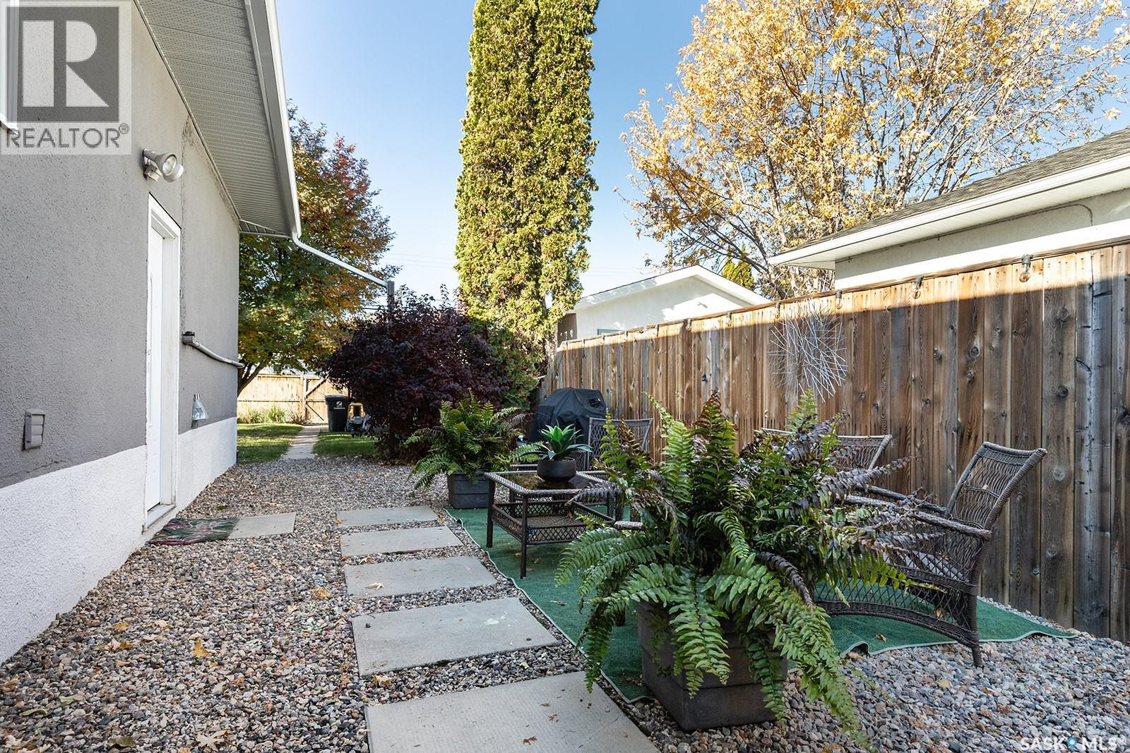 1914 Lansdowne Avenue, Saskatoon, Saskatchewan  S7J 1G3 - Photo 43 - SK051743