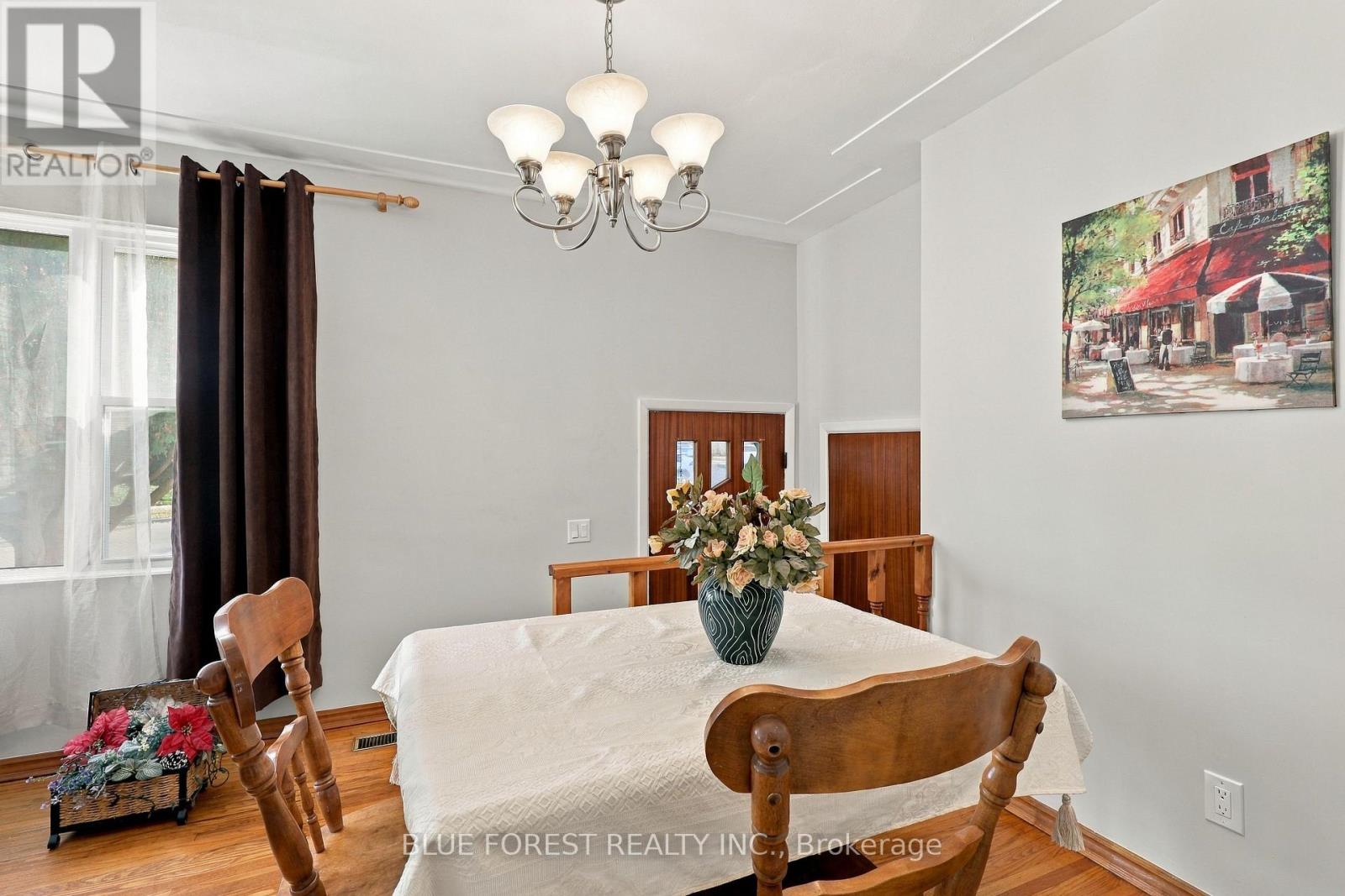105 Chesterfield Avenue, London South (South I), Ontario  N5Z 3M9 - Photo 10 - X14111024