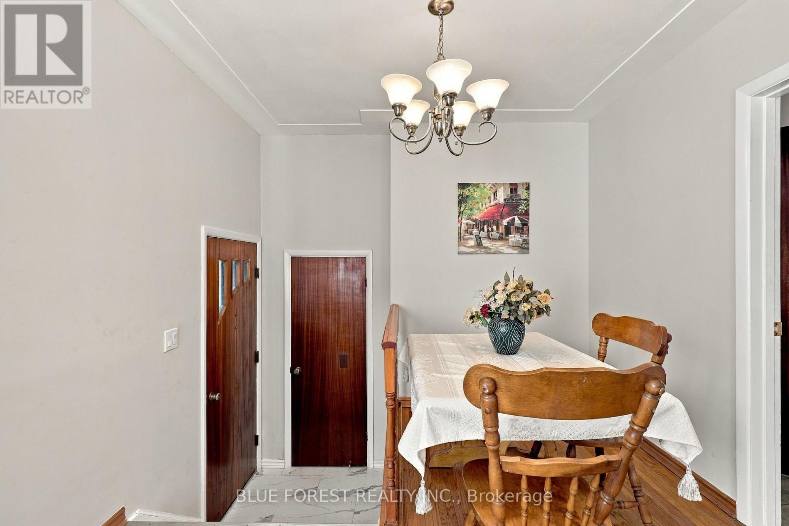 105 Chesterfield Avenue, London South (South I), Ontario  N5Z 3M9 - Photo 11 - X14111024