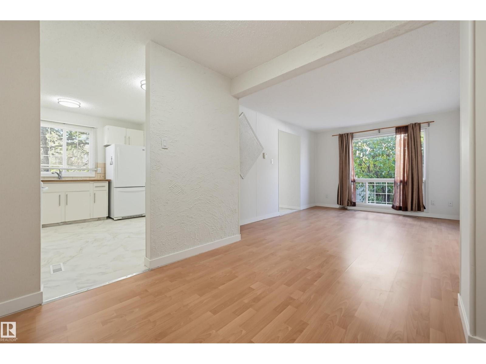 15107 54 St NW, Edmonton, Alberta  T5A 3N9 - Photo 11 - E4513999