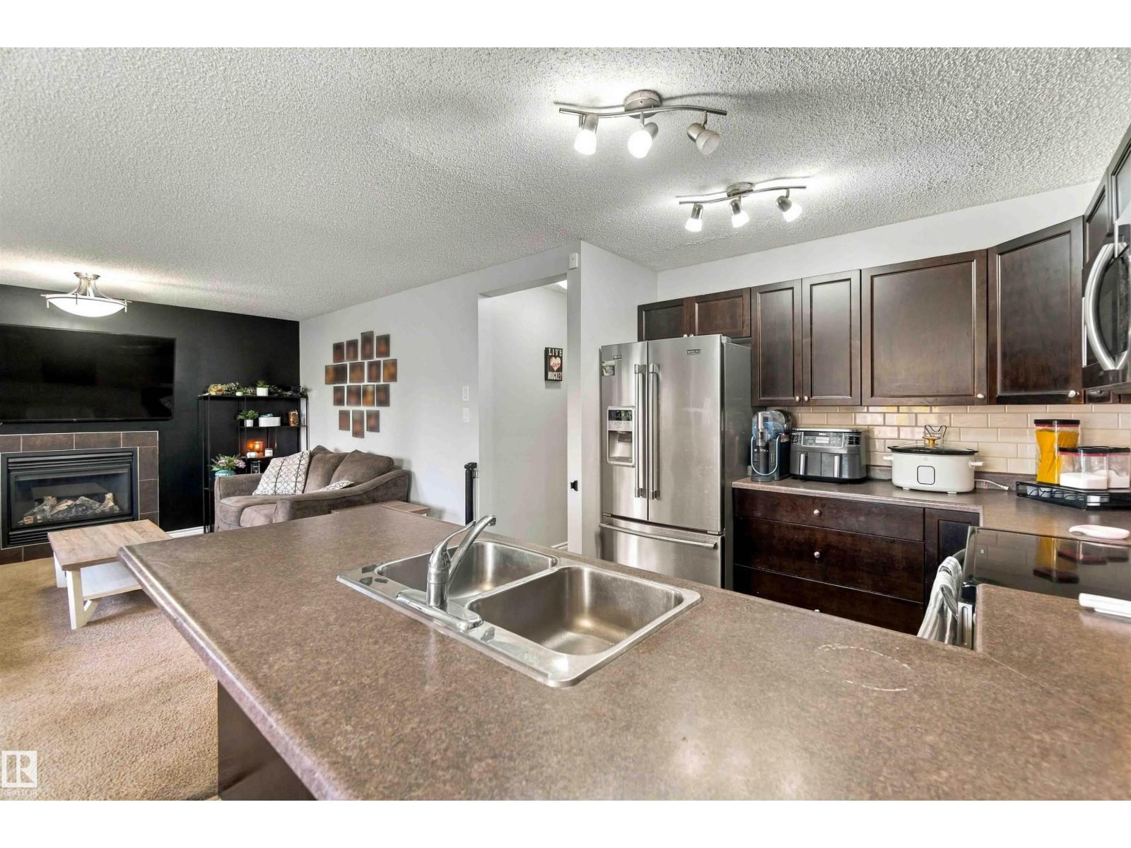 9531 Simpson Co NW, Edmonton, Alberta  T6R 0T8 - Photo 11 - E4514002