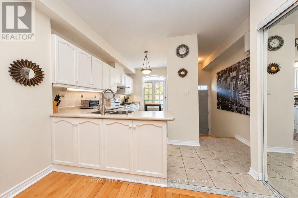 134a Finch Avenue W, Toronto, Ontario  M2N 2H9 - Photo 14 - C14110888