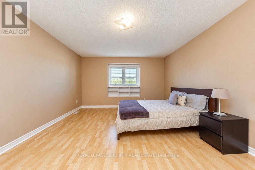 134a Finch Avenue W, Toronto, Ontario  M2N 2H9 - Photo 31 - C14110888