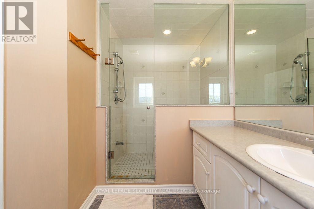 134a Finch Avenue W, Toronto, Ontario  M2N 2H9 - Photo 36 - C14110888