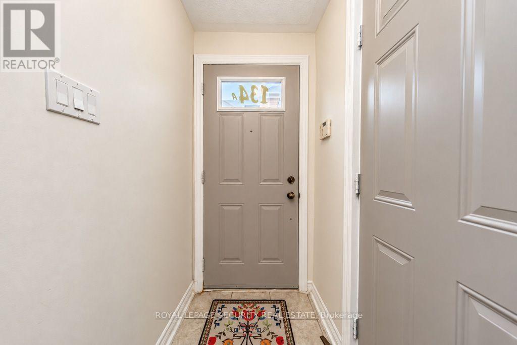 134a Finch Avenue W, Toronto, Ontario  M2N 2H9 - Photo 39 - C14110888
