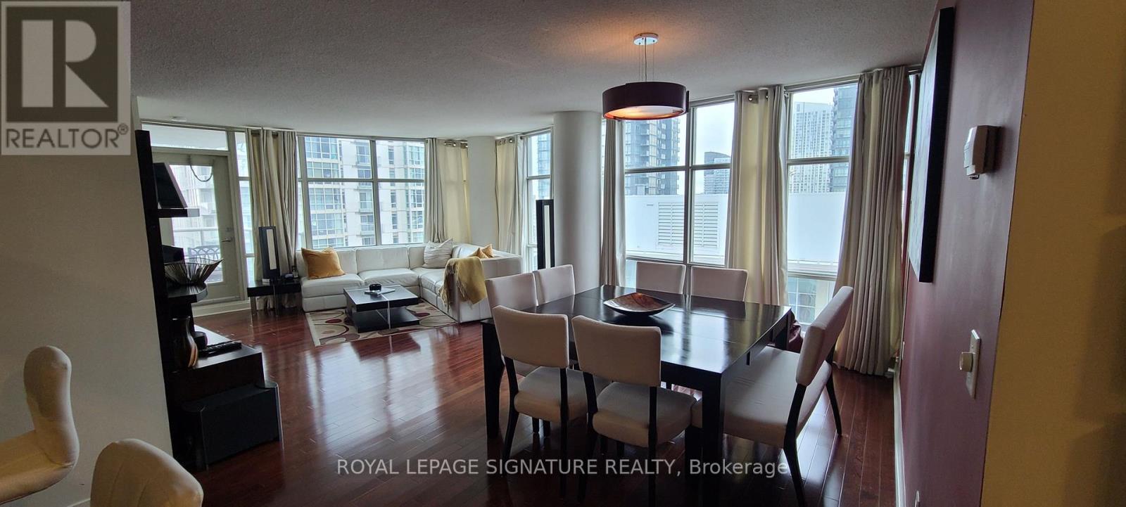 1212 - 10 Navy Wharf Court, Toronto (Waterfront Communities), Ontario  M5V 3V2 - Photo 2 - C14110914