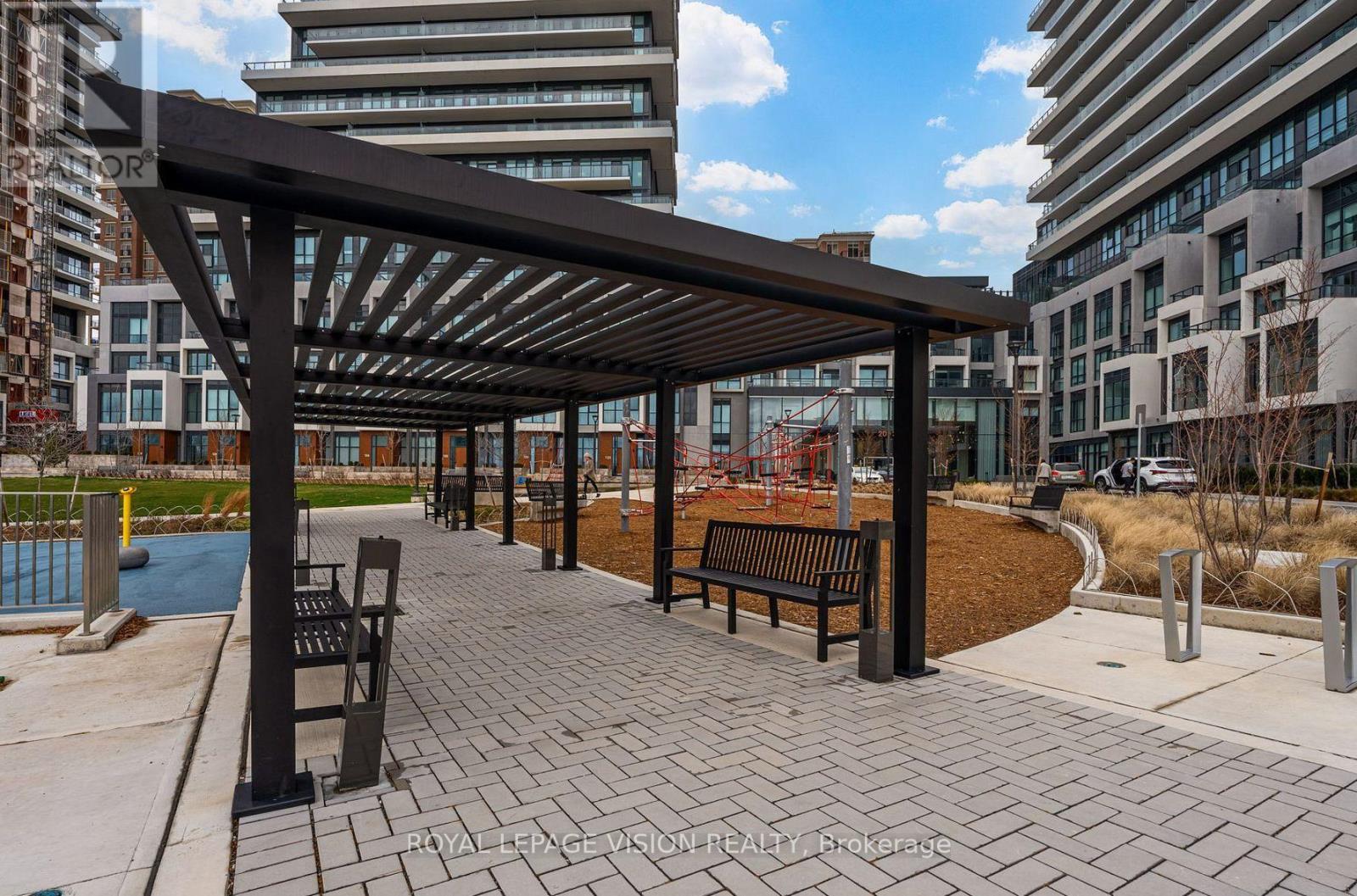 404 - 30 Inn On The Park Drive, Toronto (Banbury-Don Mills), Ontario  M3C 0P7 - Photo 17 - C14110918