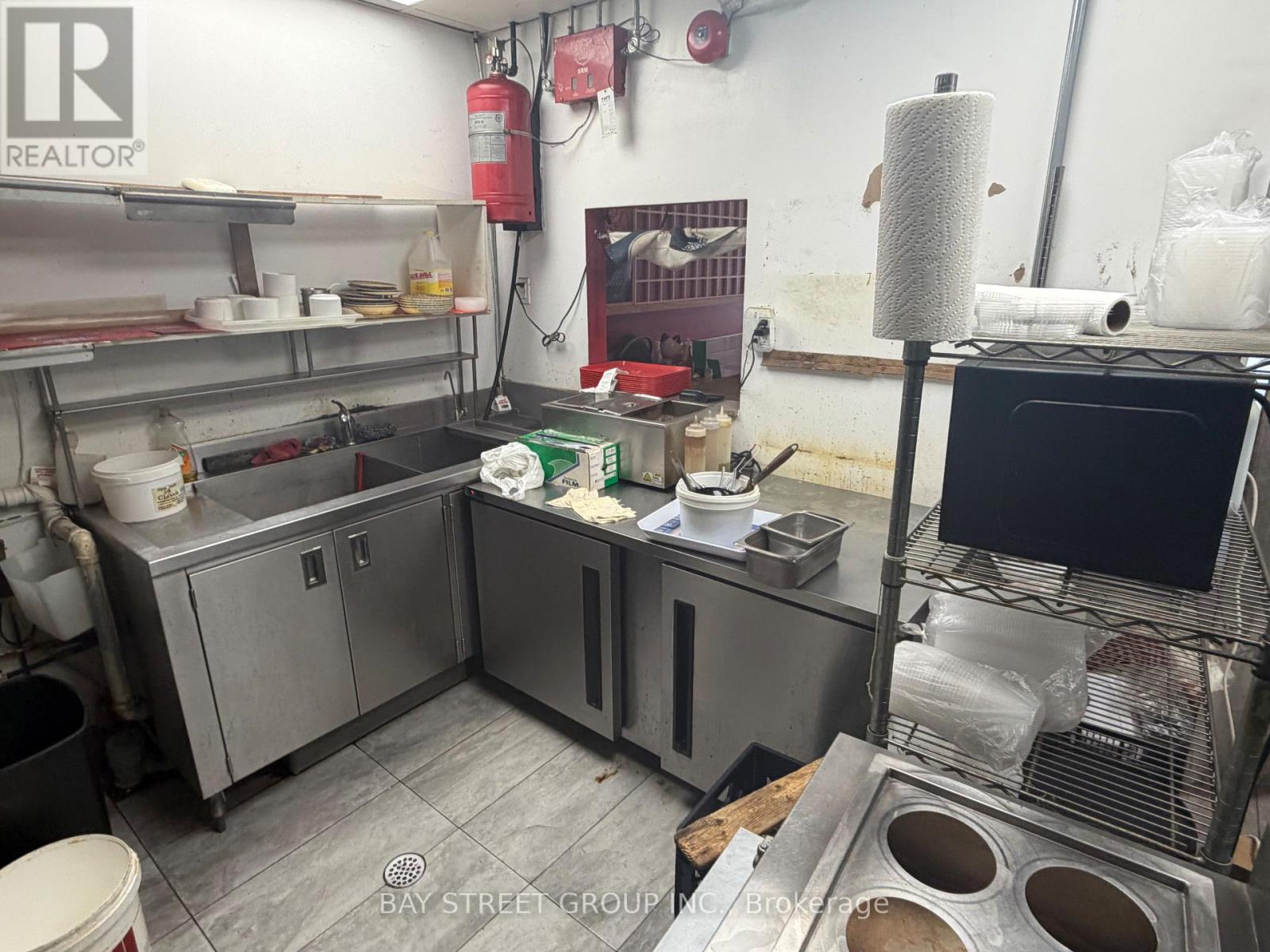 189 Dundas Street W, Toronto, Ontario  M5G 1C7 - Photo 5 - C14110944