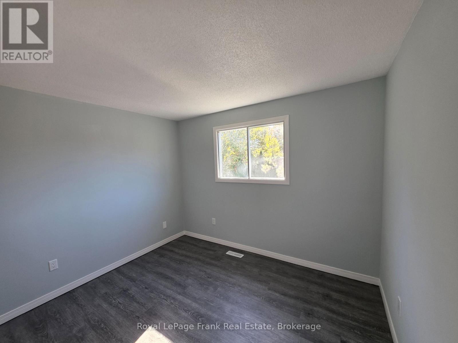 35 Kingsview Court, Clarington (Courtice), Ontario  L1E 1E7 - Photo 15 - E14110946