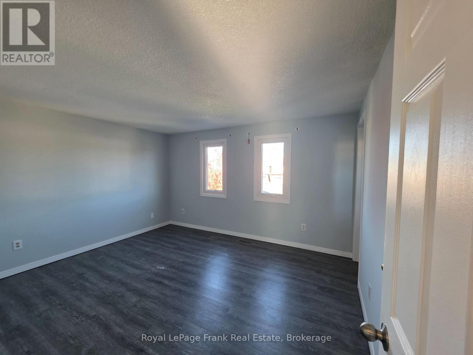 35 Kingsview Court, Clarington (Courtice), Ontario  L1E 1E7 - Photo 19 - E14110946