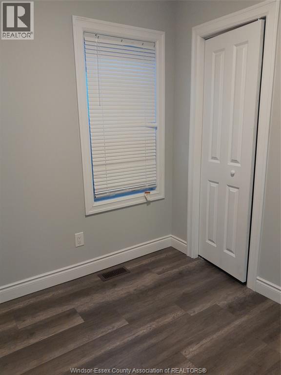 1124 Ellis Street East, Windsor, Ontario  N8X 2J3 - Photo 5 - 26026100