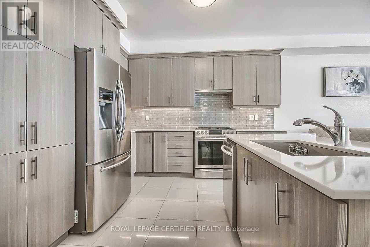 170 Gibson Circle, Bradford West Gwillimbury (Bradford), Ontario  L6B 1H9 - Photo 11 - N14110994