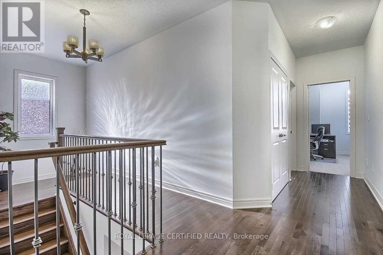 170 Gibson Circle, Bradford West Gwillimbury (Bradford), Ontario  L6B 1H9 - Photo 13 - N14110994