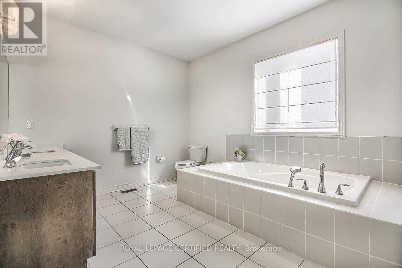 170 Gibson Circle, Bradford West Gwillimbury (Bradford), Ontario  L6B 1H9 - Photo 18 - N14110994