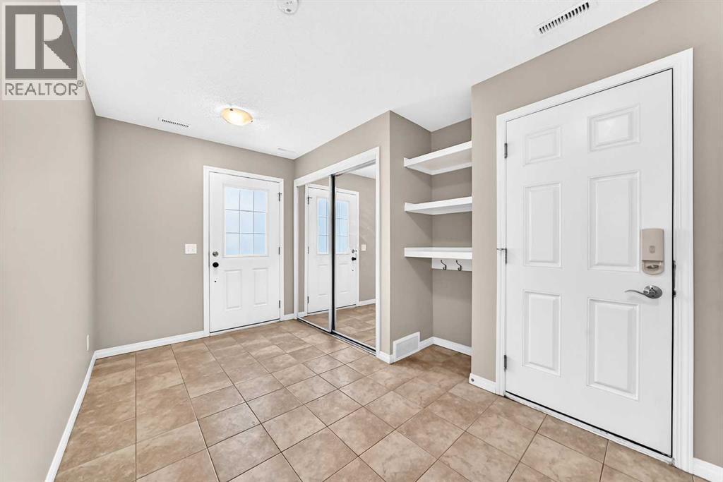158 Windstone Mews SW, Airdrie, Alberta  T4B 3X4 - Photo 4 - A2354073